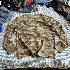 Camo sleeve